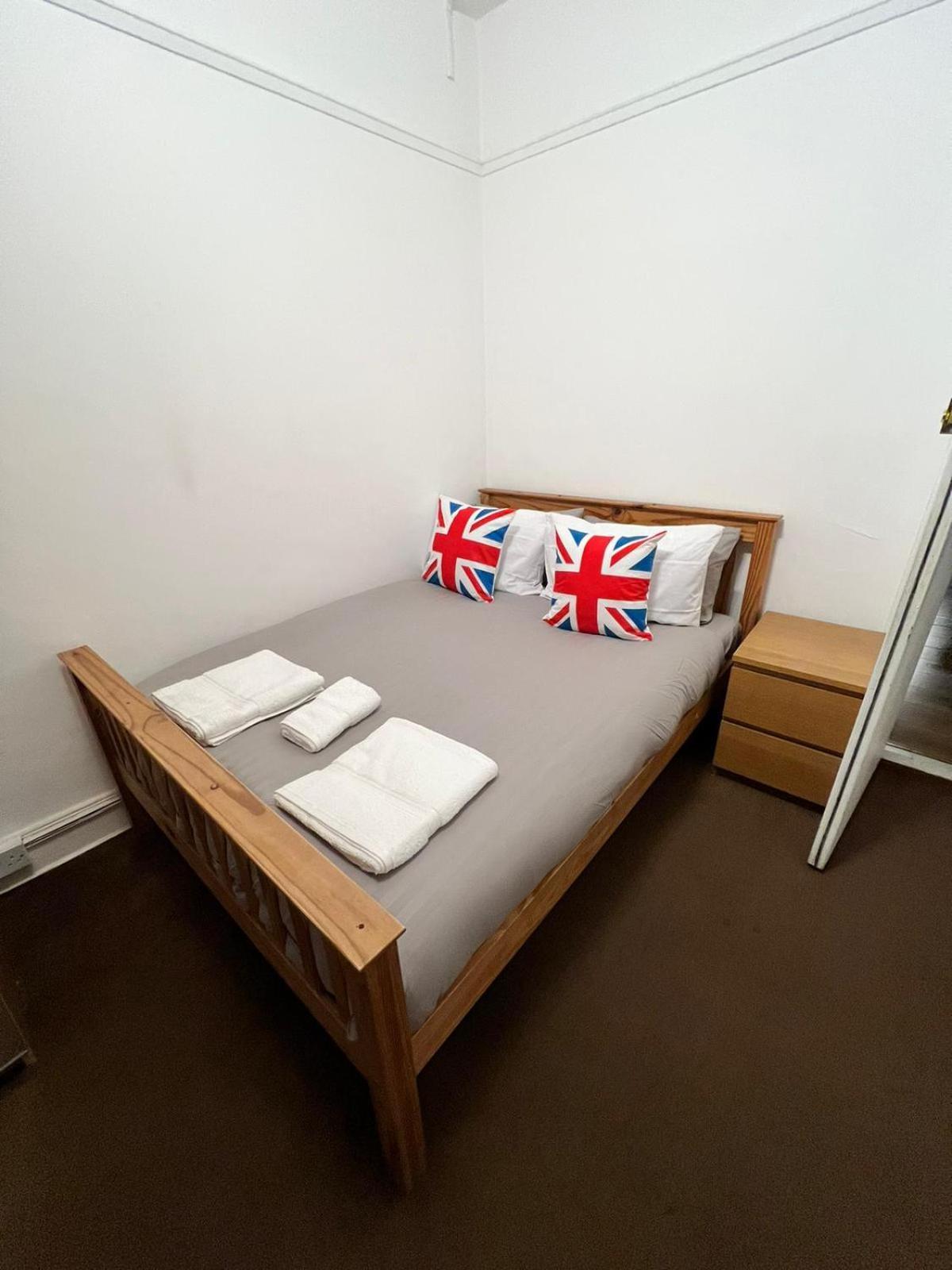 Islington Budget Guesthouse Londra Exterior foto